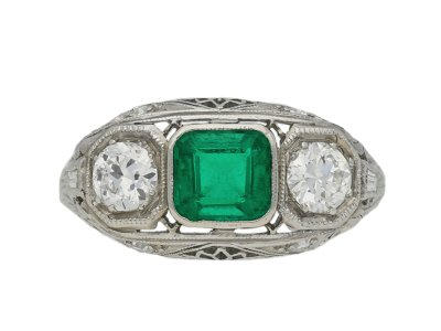 Jewellery item in modal
