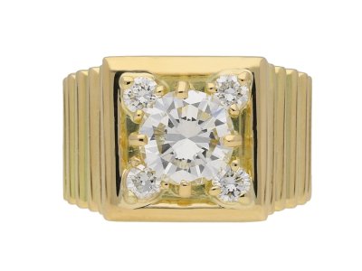 Jewellery item in modal
