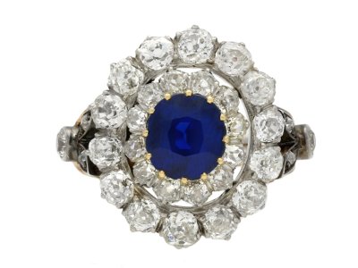 Jewellery item in modal