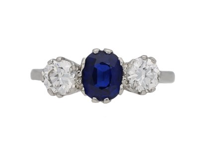 Jewellery item in modal
