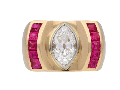 Jewellery item in modal