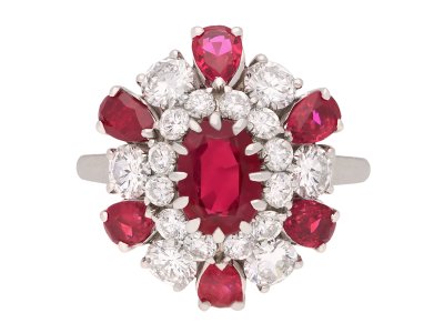 Jewellery item in modal