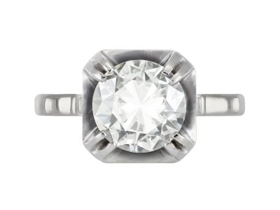 Jewellery item in modal