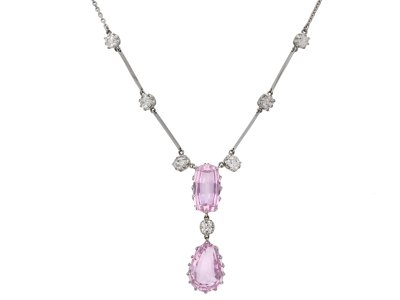 Jewellery item in modal