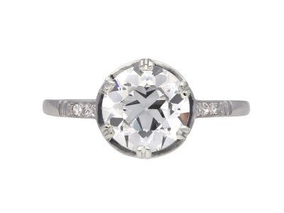 Jewellery item in modal