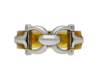 Jewellery item in modal