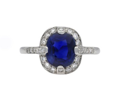 Jewellery item in modal