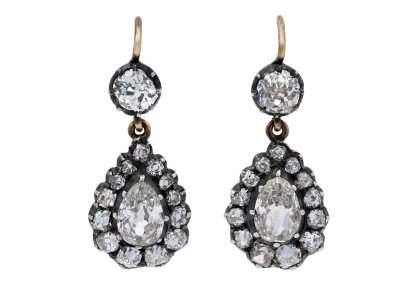 Jewellery item in modal