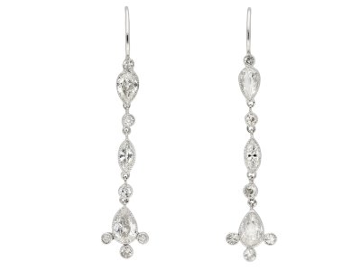 Jewellery item in modal