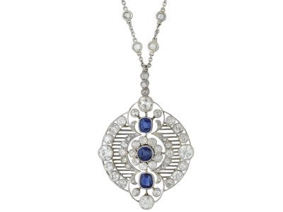 Jewellery item in modal