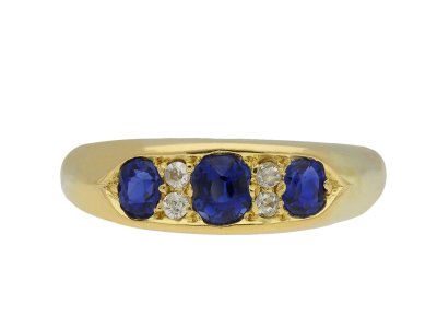 Jewellery item in modal
