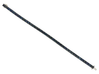 Jewellery item in modal