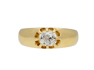Jewellery item in modal