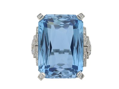 Jewellery item in modal