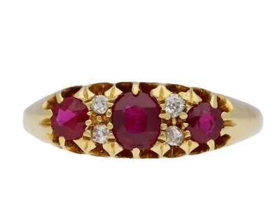 Jewellery item in modal