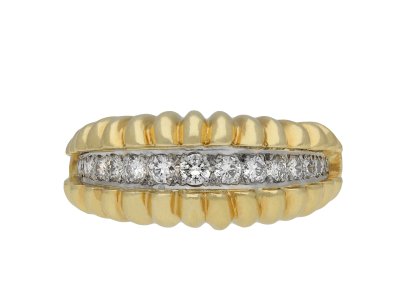 Jewellery item in modal