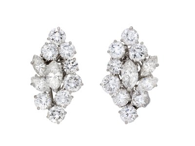 Jewellery item in modal