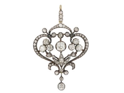 Jewellery item in modal