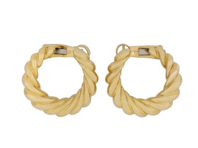 Jewellery item in modal