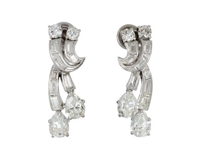 Jewellery item in modal