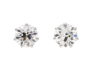 Jewellery item in modal