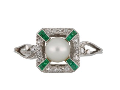 Jewellery item in modal