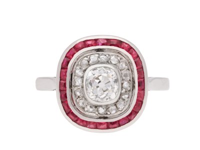 Jewellery item in modal