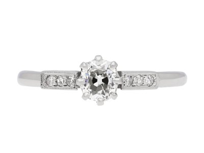 Jewellery item in modal
