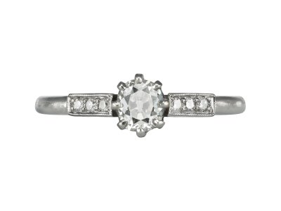 Jewellery item in modal