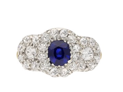 Jewellery item in modal