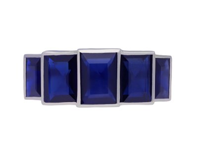 Jewellery item in modal