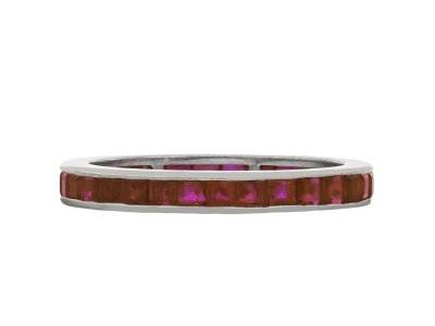 Jewellery item in modal