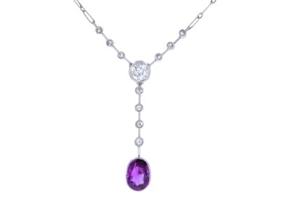 Jewellery item in modal