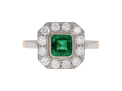 Jewellery item in modal