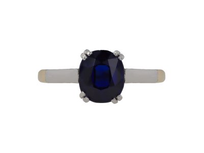 Jewellery item in modal
