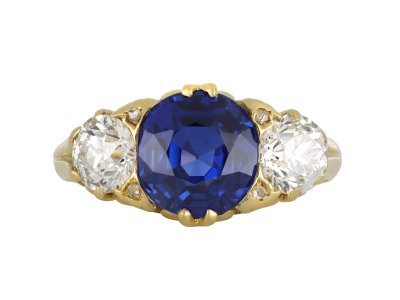 Jewellery item in modal