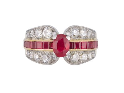 Jewellery item in modal