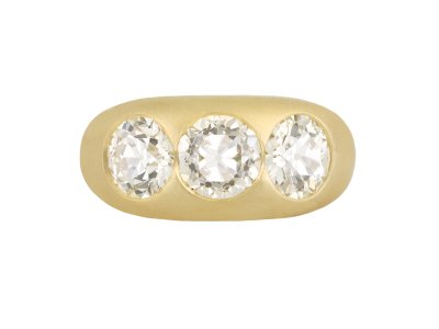 Jewellery item in modal