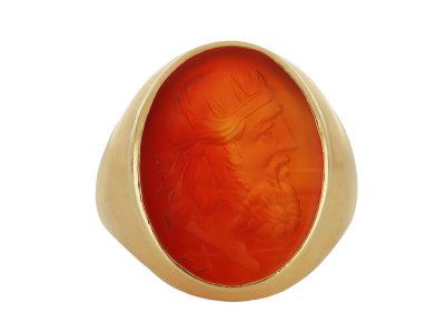 Jewellery item in modal