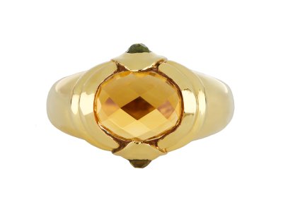 Jewellery item in modal