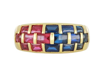 Jewellery item in modal