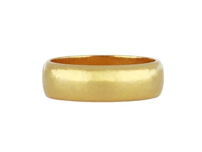 Jewellery item in modal