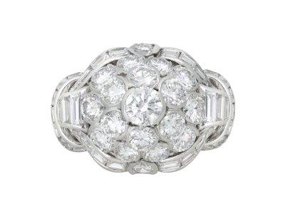 Jewellery item in modal