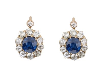 Jewellery item in modal