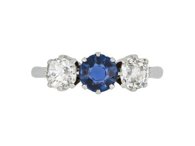 Jewellery item in modal