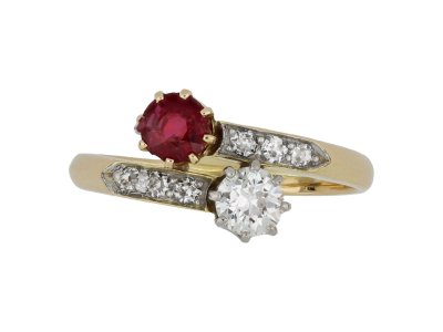 Jewellery item in modal