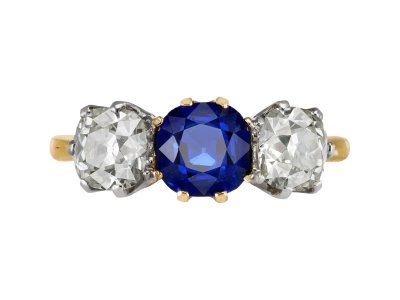 Jewellery item in modal