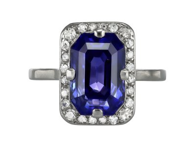 Jewellery item in modal
