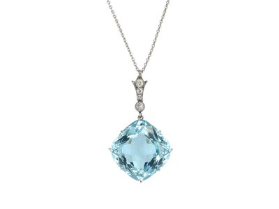 Jewellery item in modal