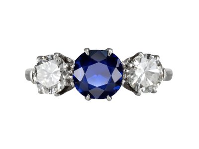 Jewellery item in modal